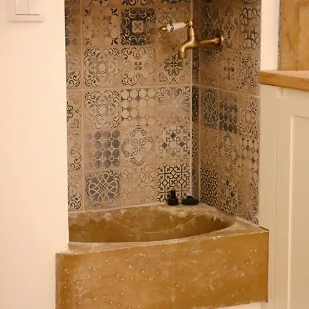 Vintage Charming Villa In The Heart Of Faro *